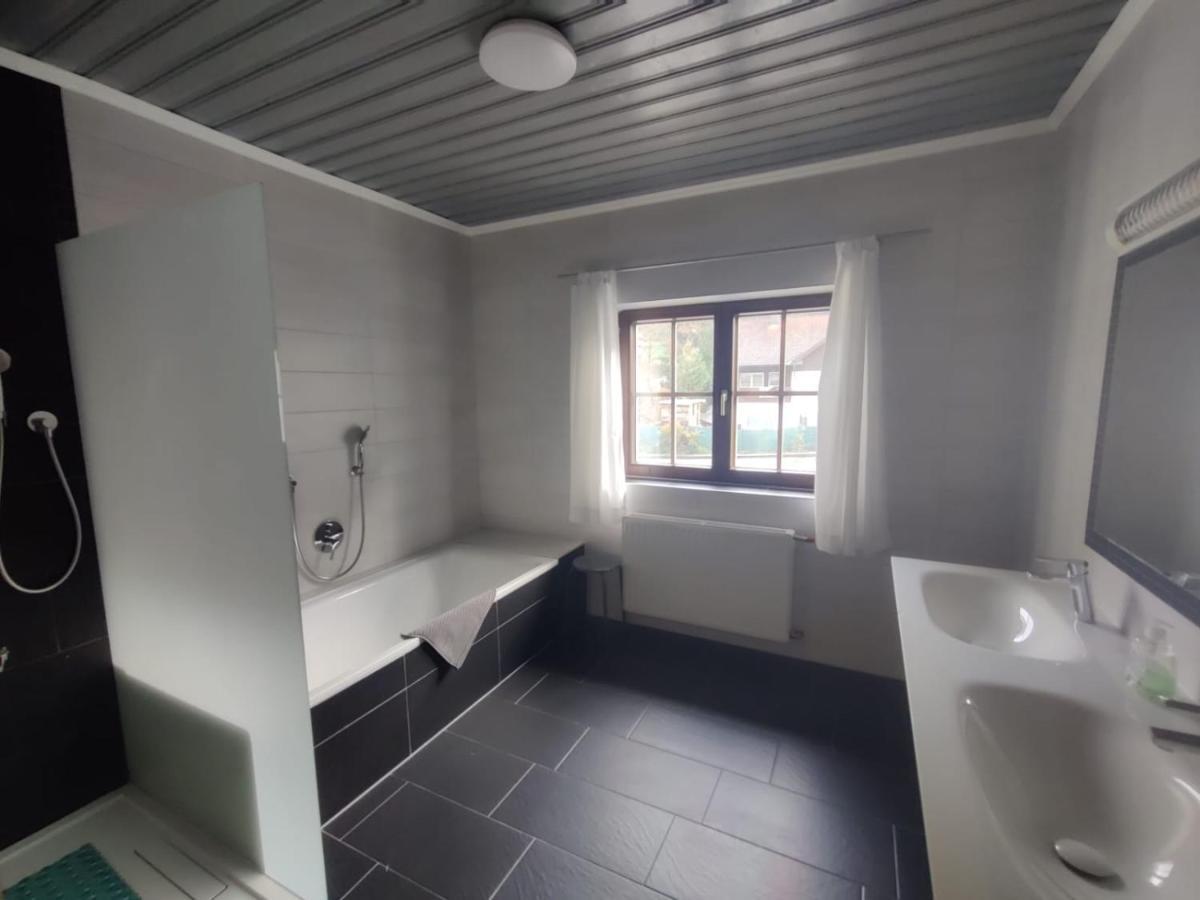 Landhotel Mariensaeule Wernstein am Inn エクステリア 写真
