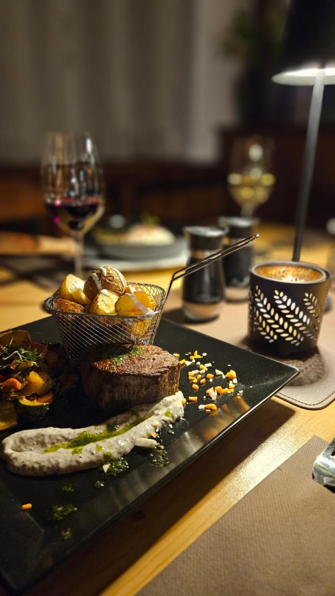 Landhotel Mariensaeule Wernstein am Inn エクステリア 写真