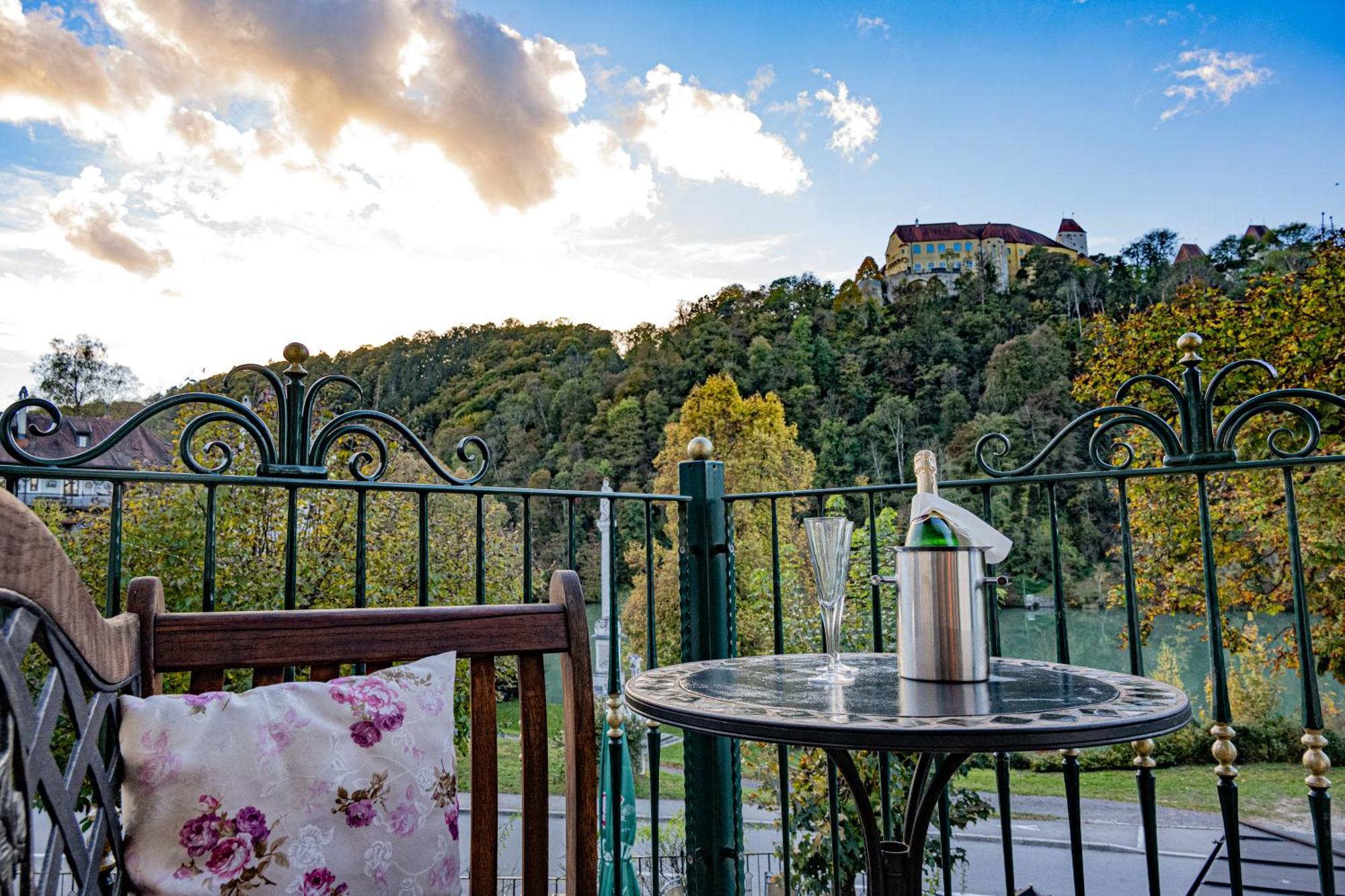 Landhotel Mariensaeule Wernstein am Inn エクステリア 写真