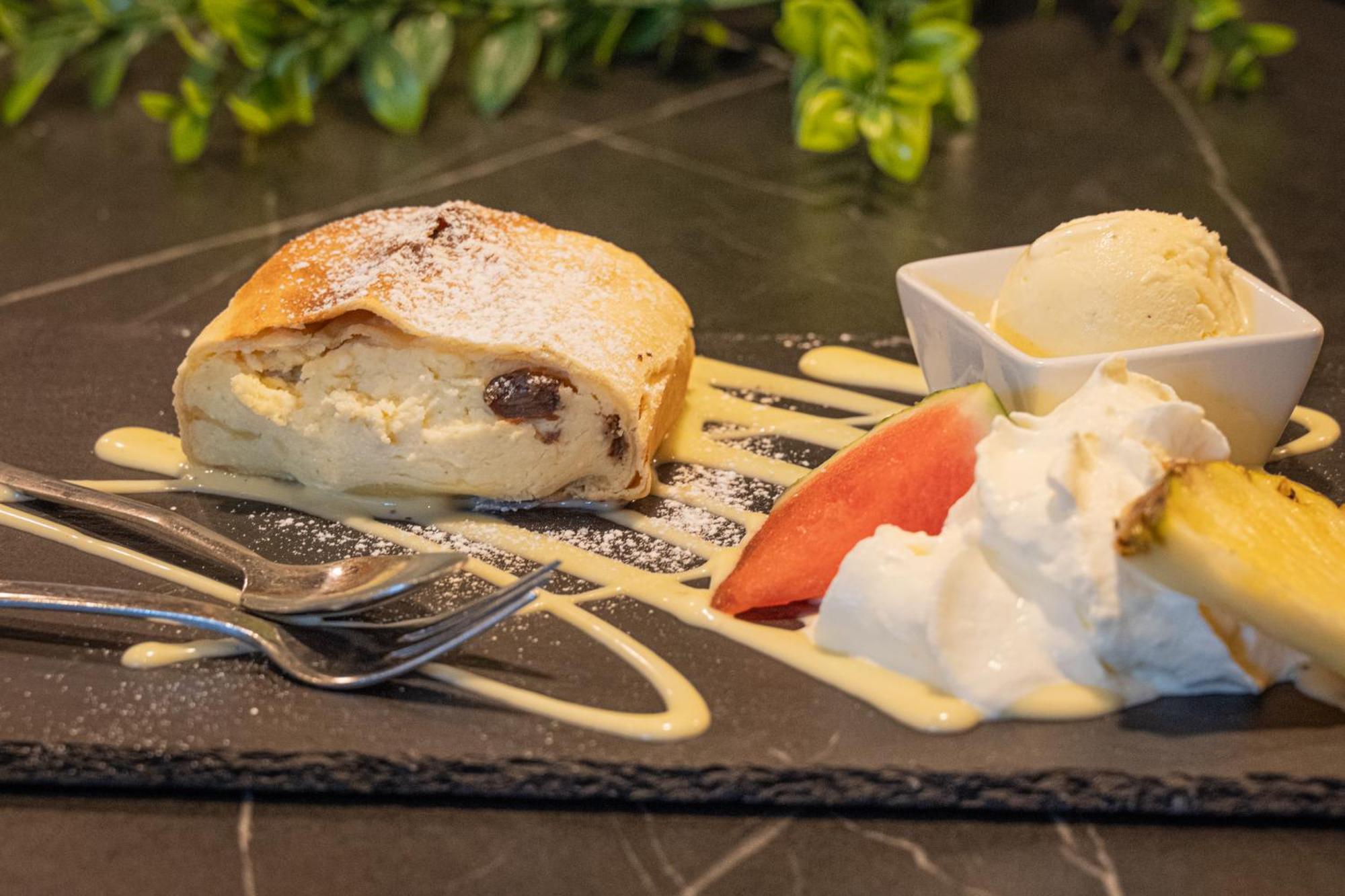 Landhotel Mariensaeule Wernstein am Inn エクステリア 写真