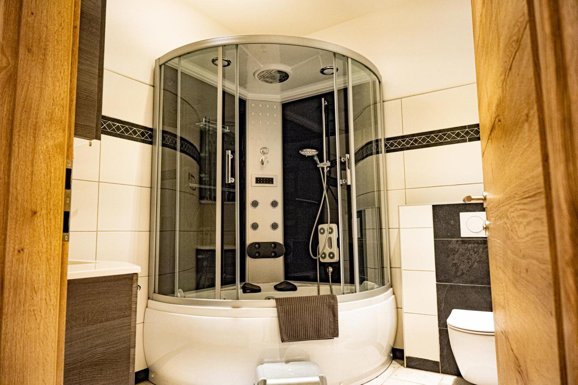 Landhotel Mariensaeule Wernstein am Inn エクステリア 写真