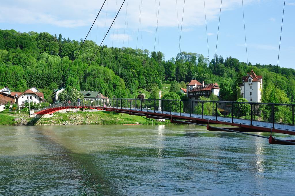 Landhotel Mariensaeule Wernstein am Inn エクステリア 写真