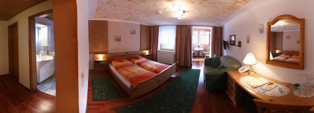 Landhotel Mariensaeule Wernstein am Inn エクステリア 写真