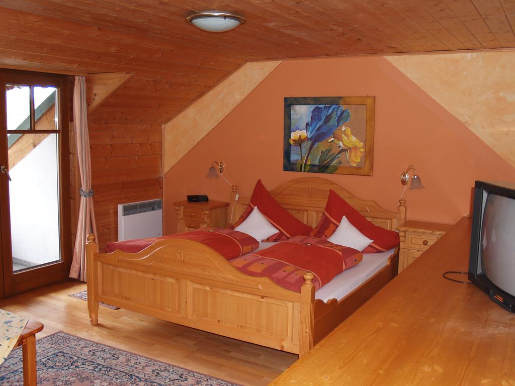 Landhotel Mariensaeule Wernstein am Inn エクステリア 写真