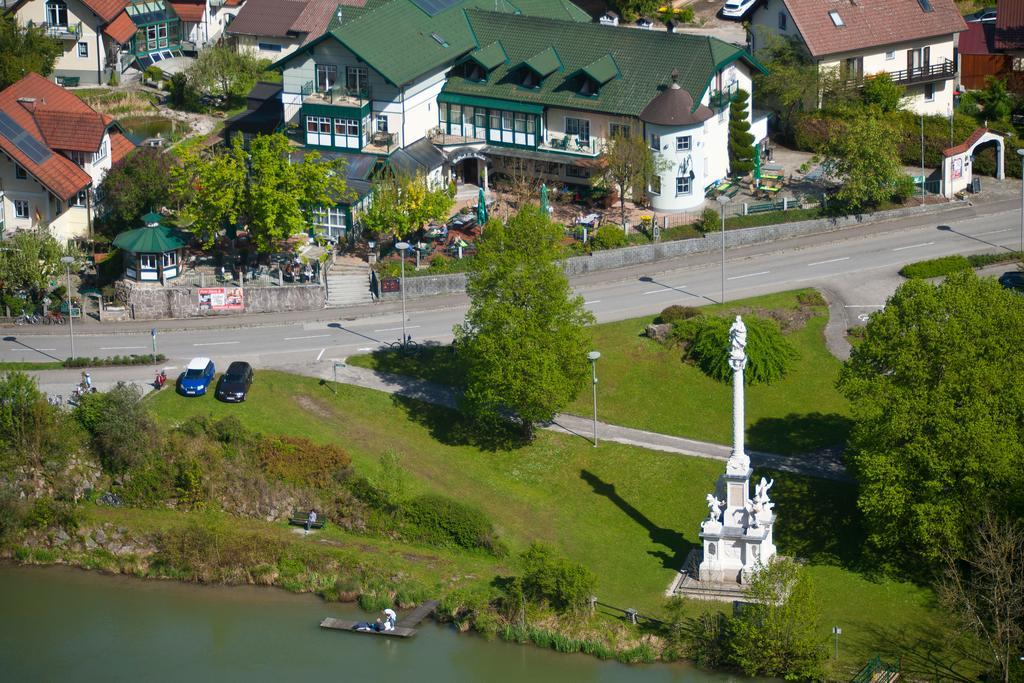 Landhotel Mariensaeule Wernstein am Inn エクステリア 写真